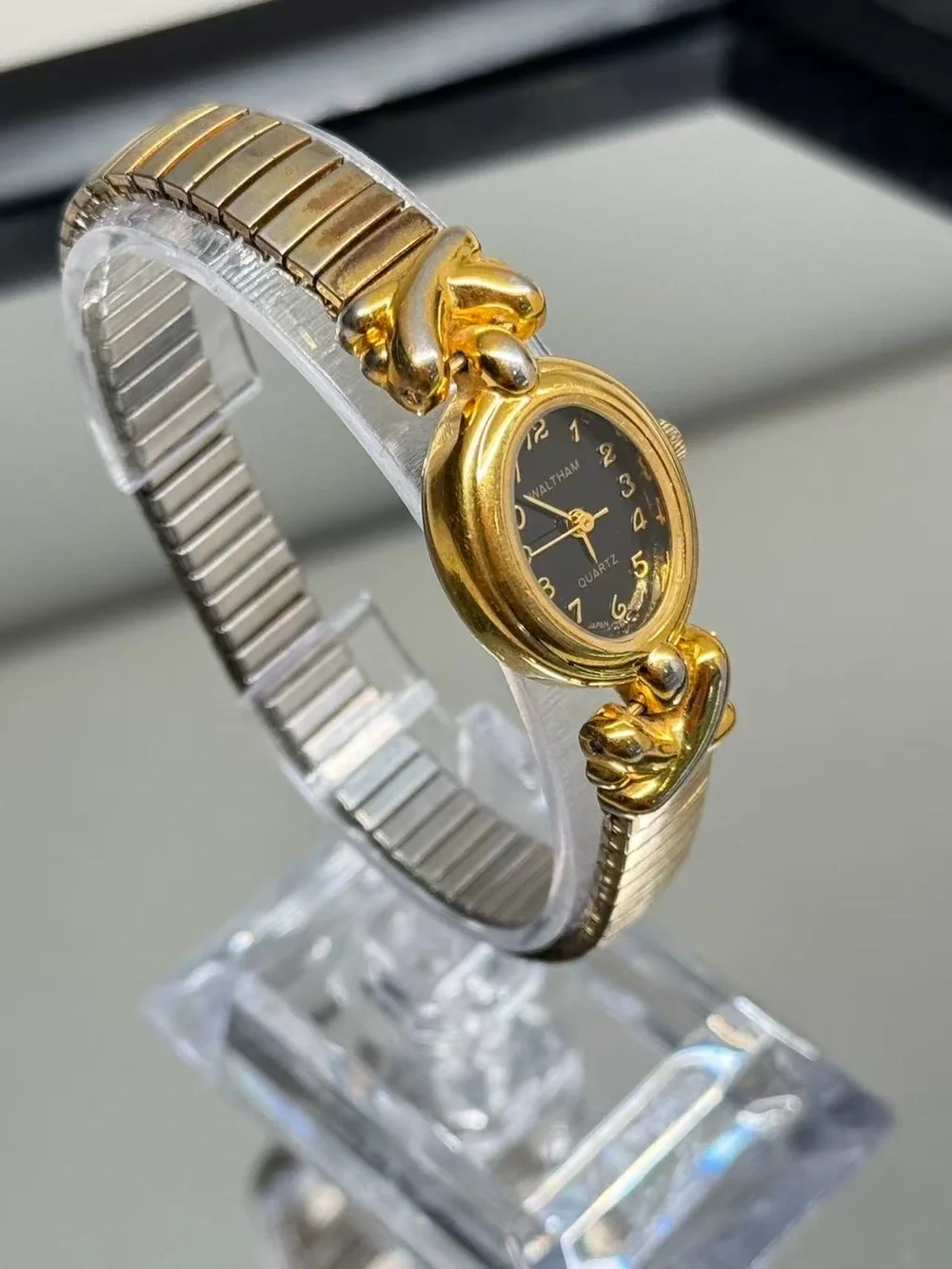 Vintage Waltham Women’s Watch Gold Tone Quartz Black Dial 18mm New Battery Runs